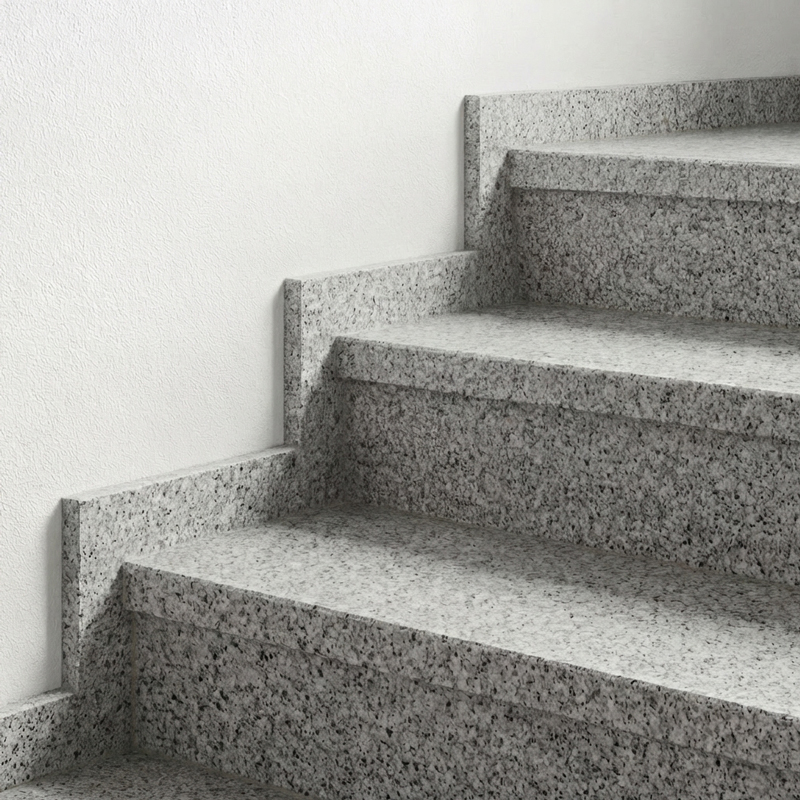 Mit Stein-Sockelleiste